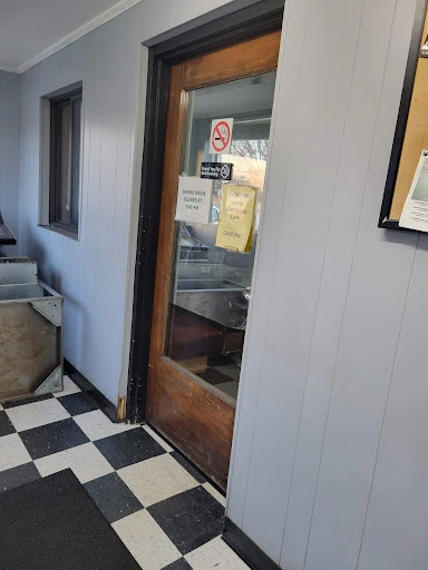 Spake Drive-In & Restaurant photo 1